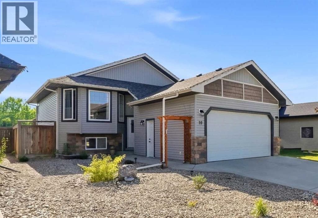 10 Sparrow Close
