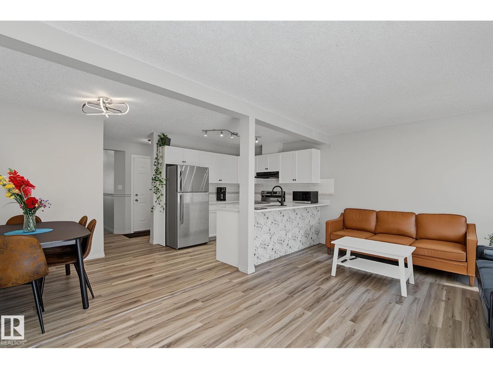 #5 14603 MILLER BV NW
