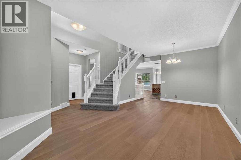 99 Evansbrooke Manor NW — photo 4