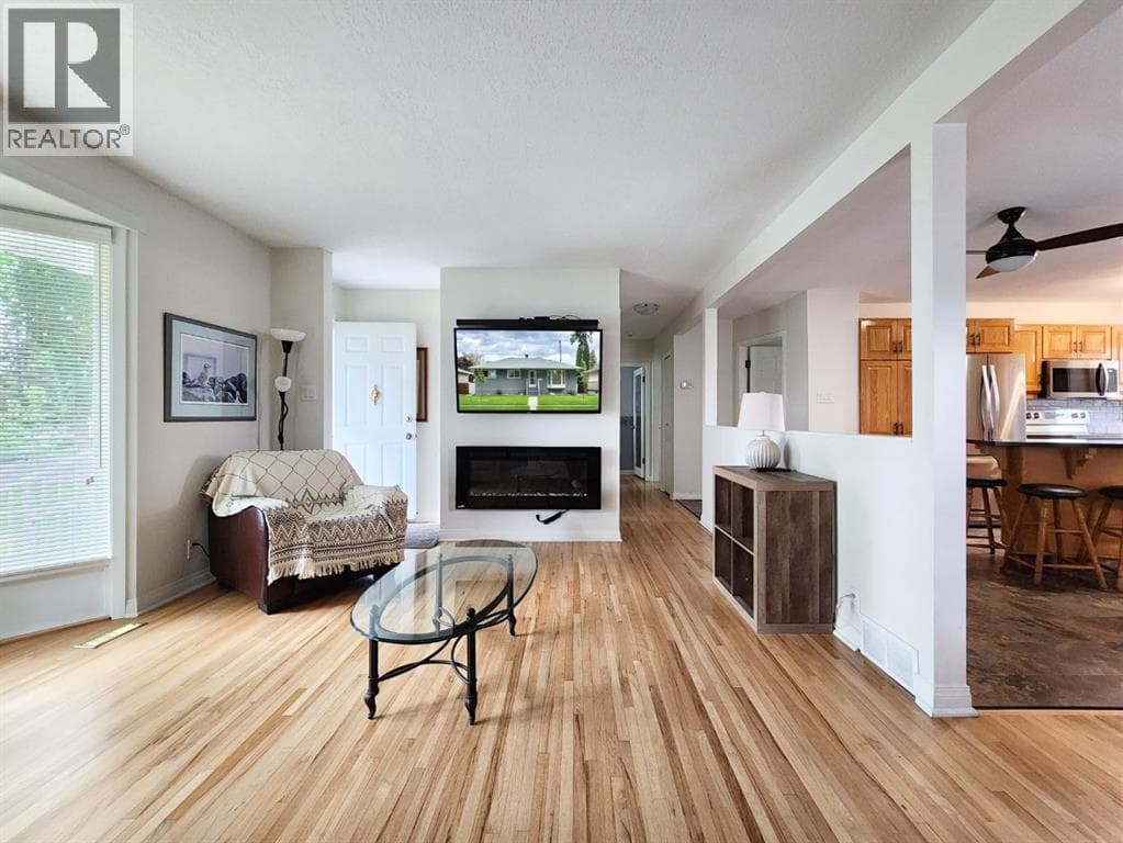 2211 10 Avenue S — photo 4