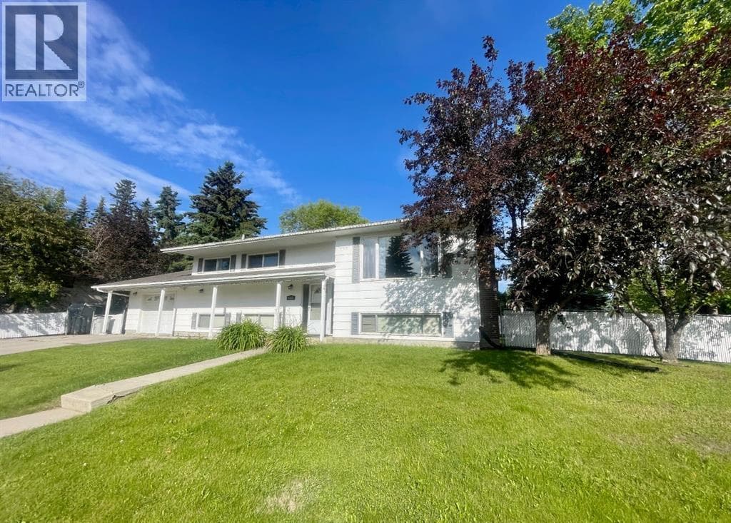 5301 15 Ave