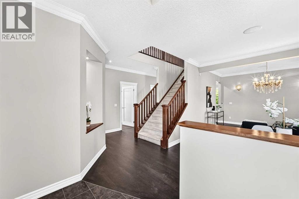 173 Aspenshire Drive SW — photo 2