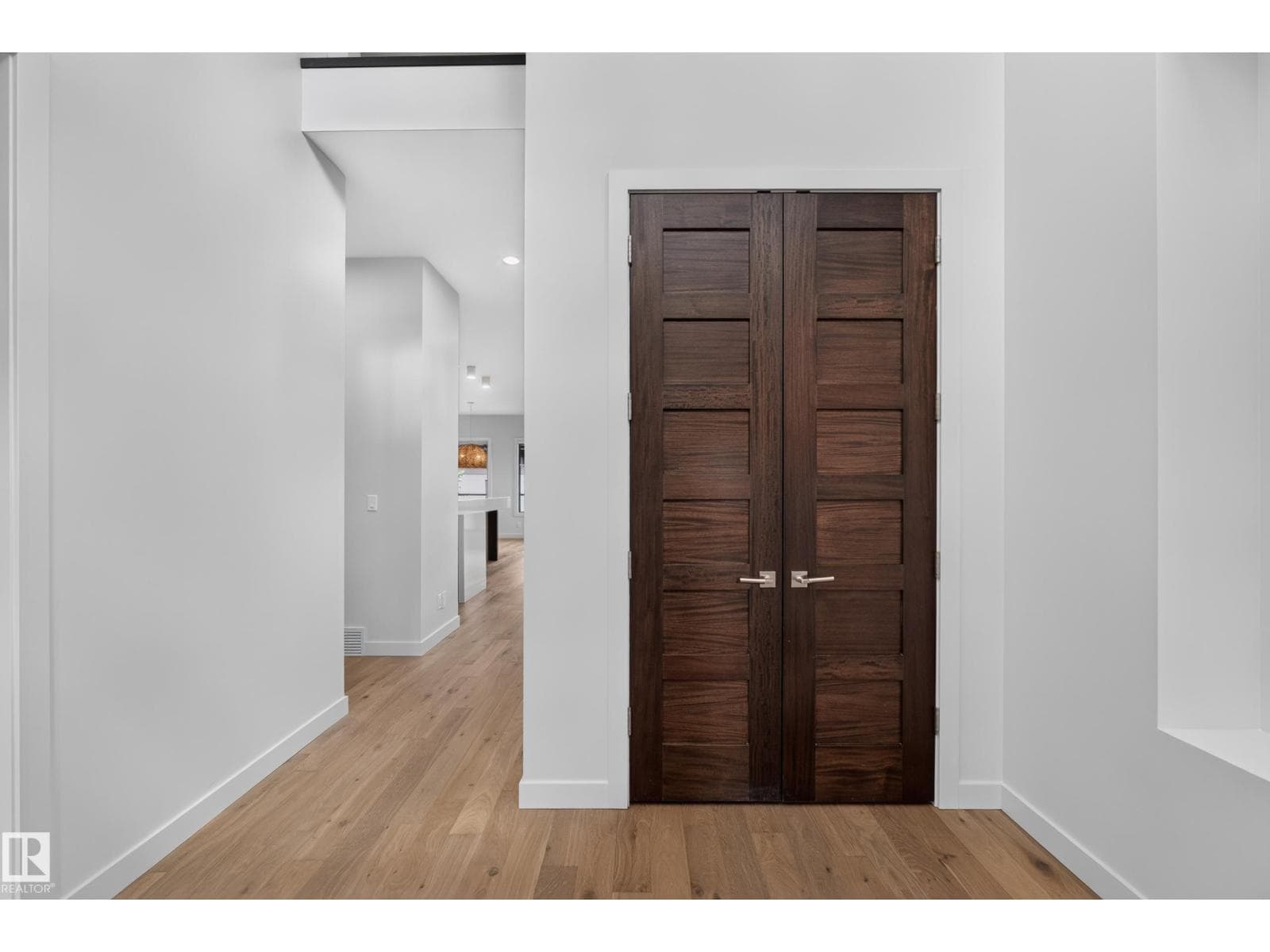 9415 144 ST NW — photo 3