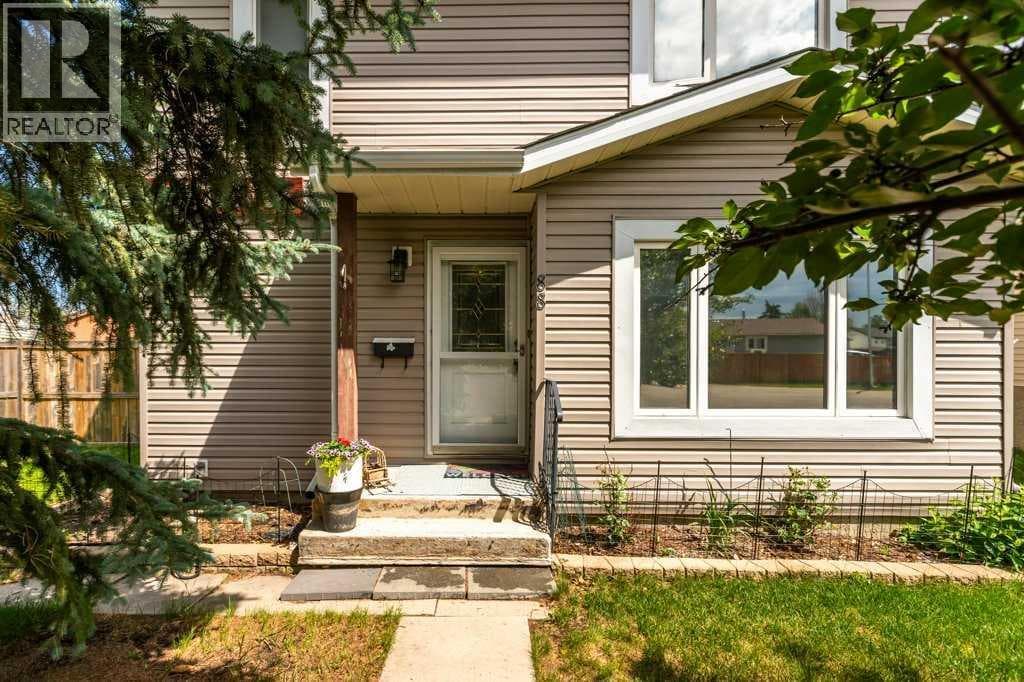 88 Faldale Close NE — photo 2