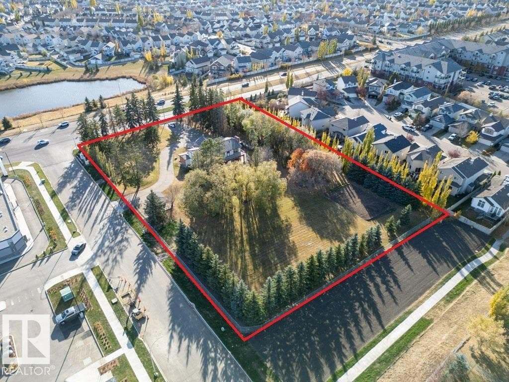 7550 ELLERSLIE RD SW