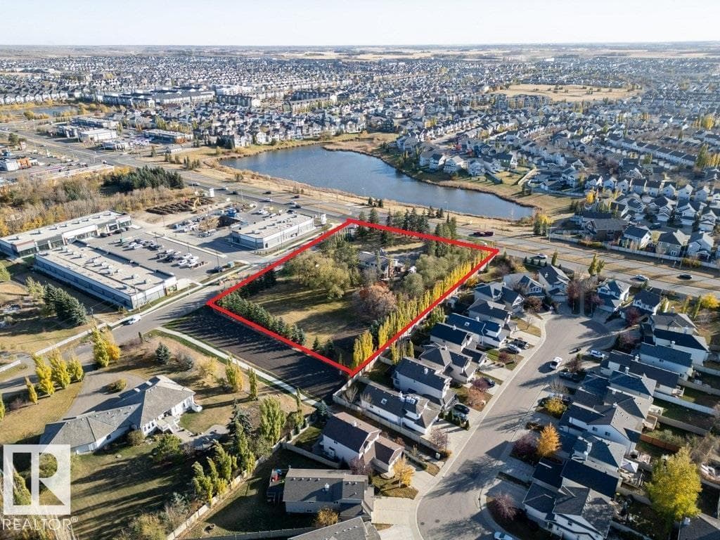 7550 ELLERSLIE RD SW — photo 4