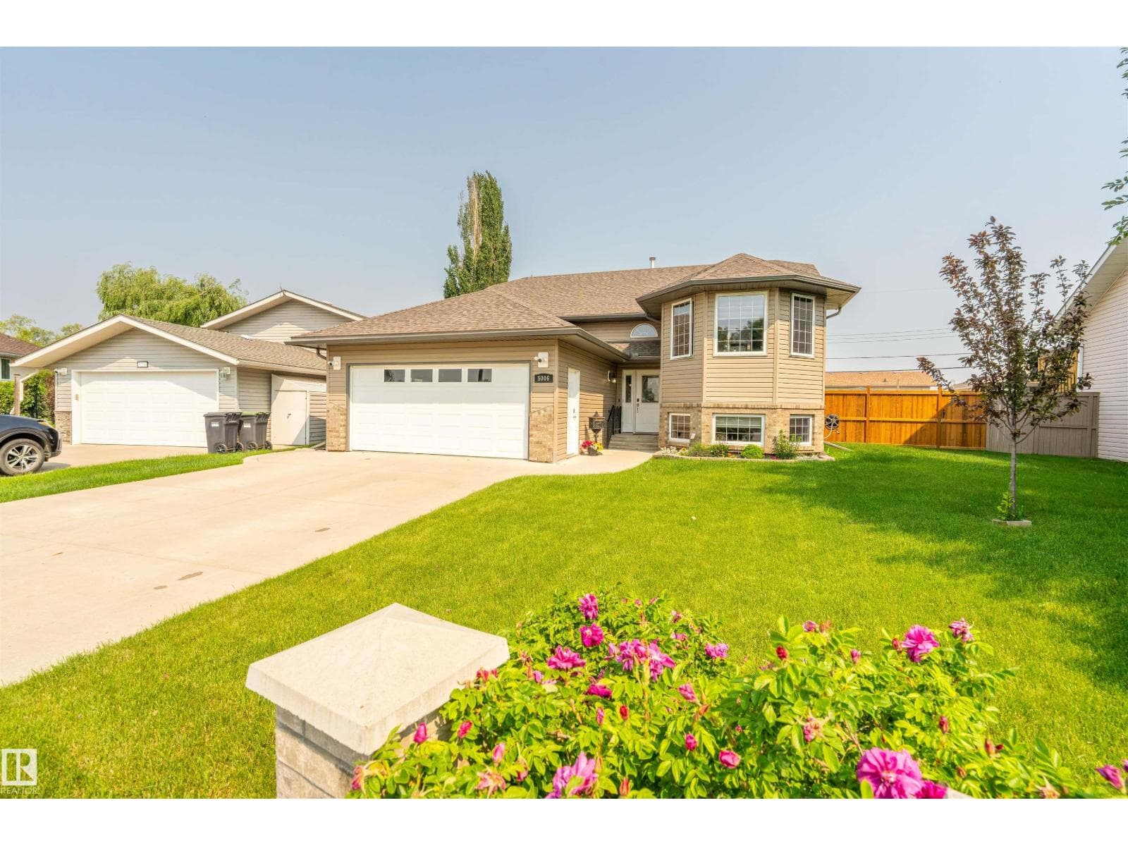 5006 53 AV — photo 2