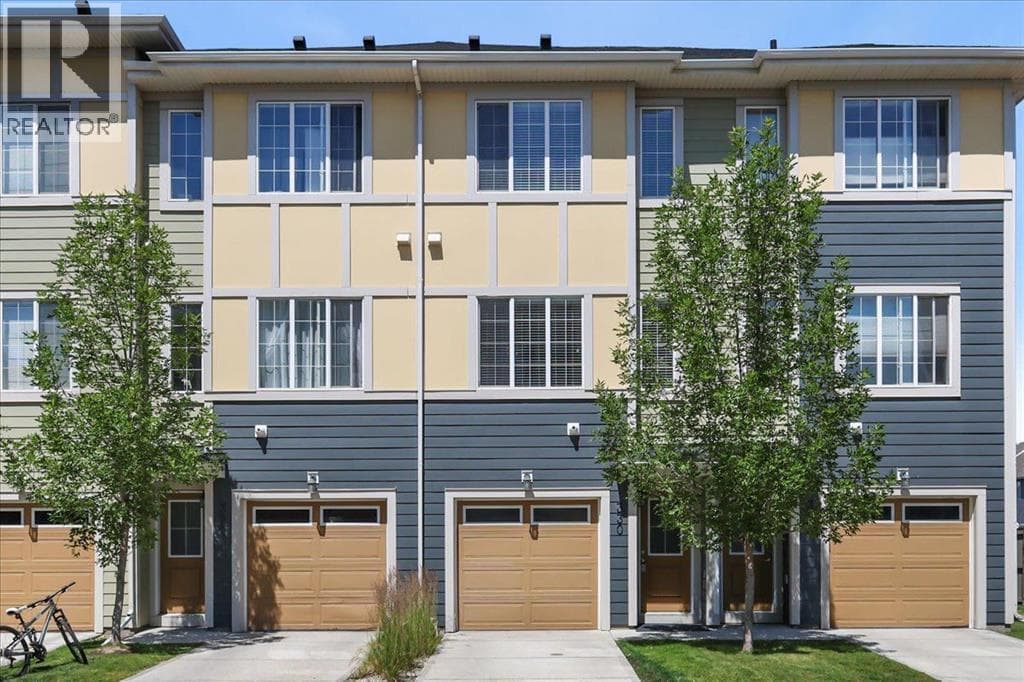 330 Marquis Lane SE