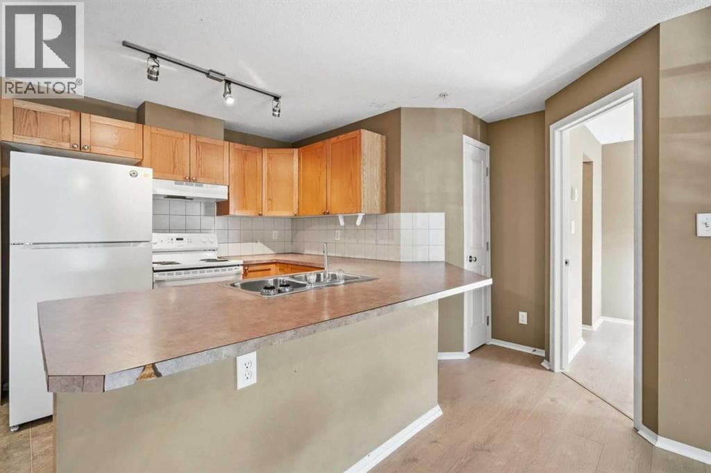 112, 186 Kananskis Way — photo 4