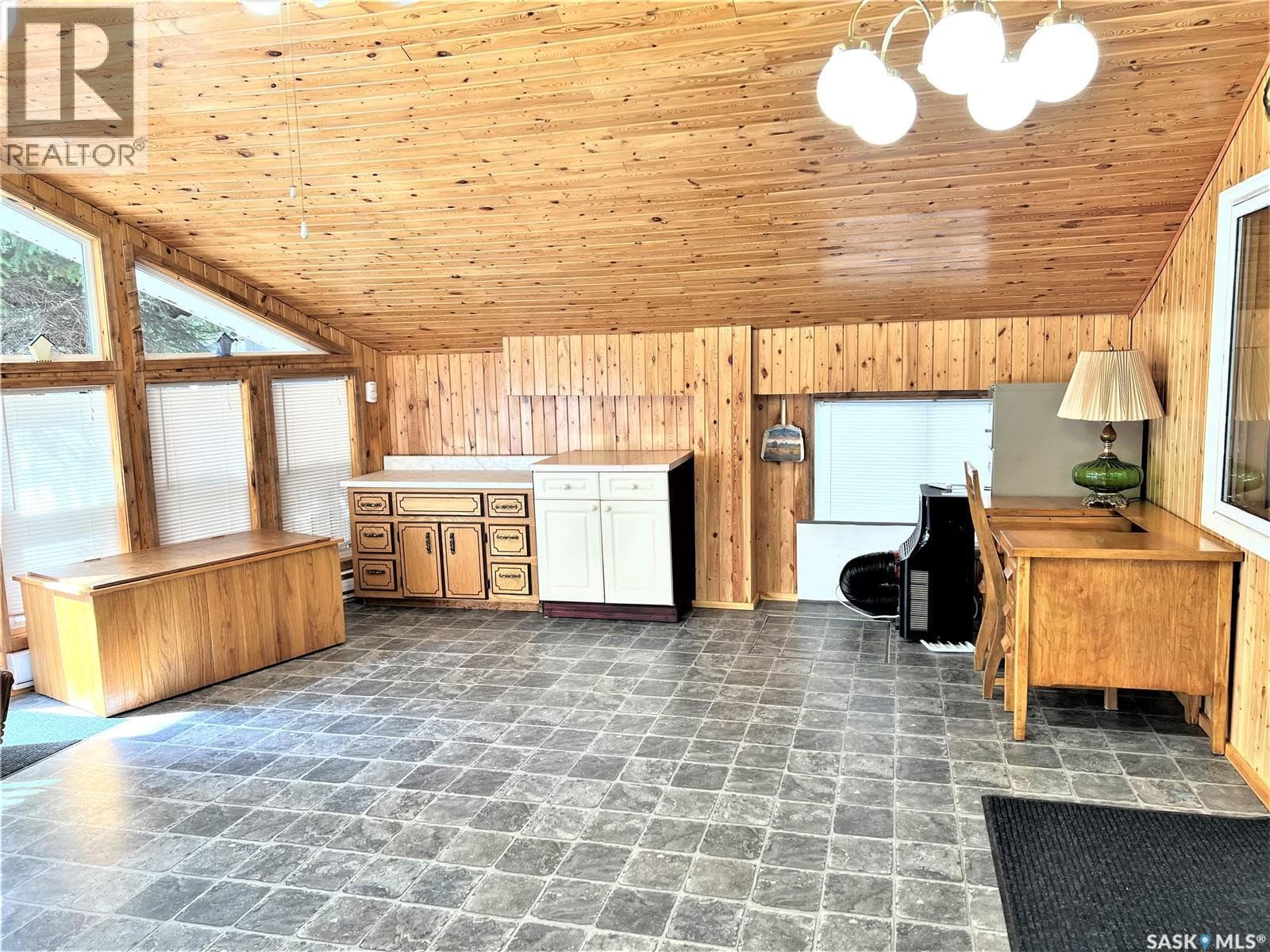 214 Richard DRIVE — photo 5