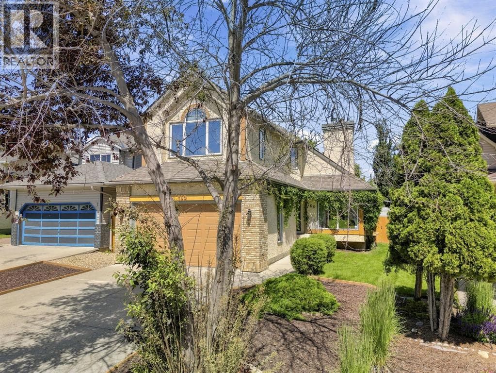 760 Riverbend Drive SE — photo 2