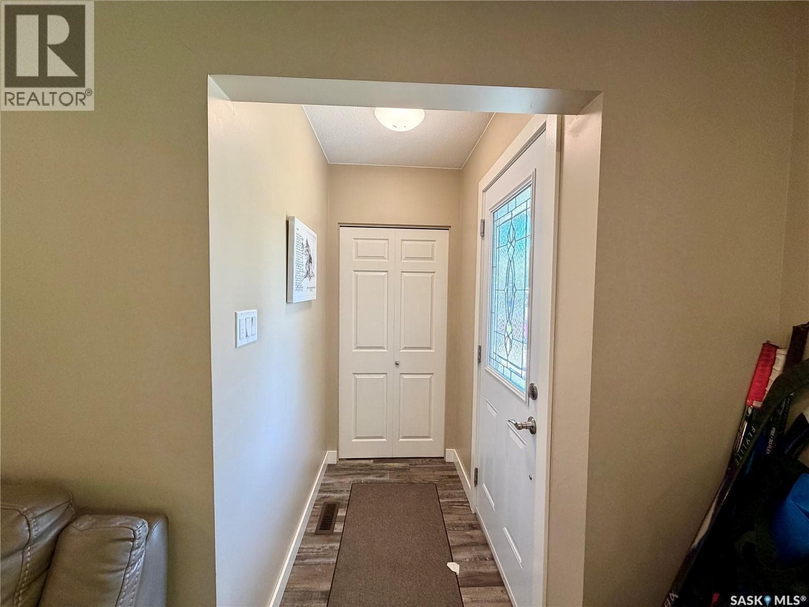 1110 Hastings STREET — photo 2