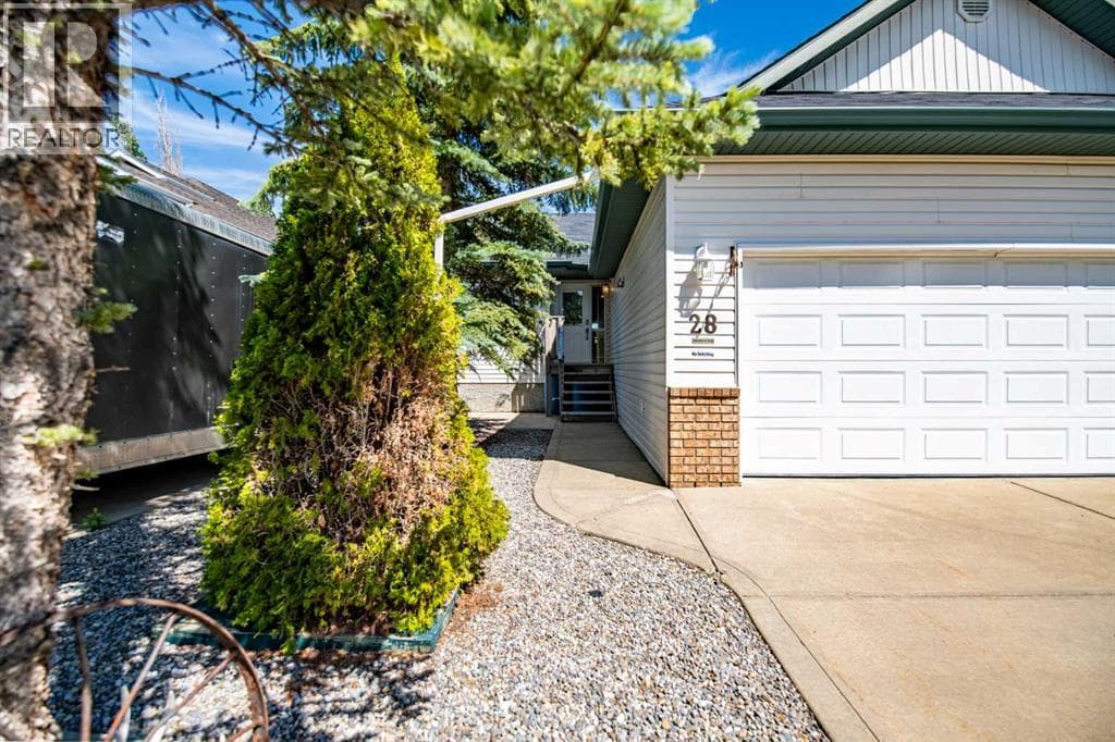 28 Westwood Crescent