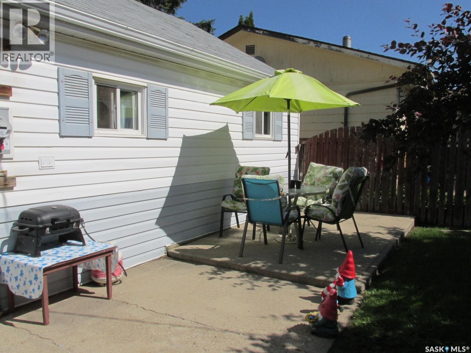 604 Railway AVENUE W — photo 3