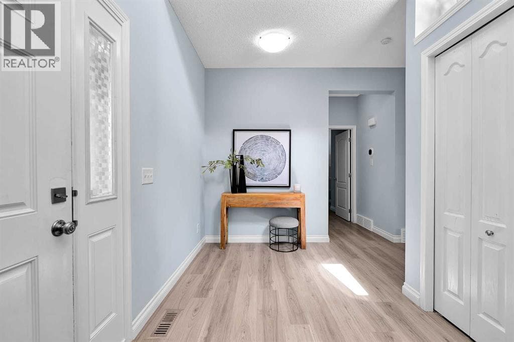 71 Westmount Circle — photo 5