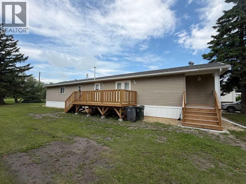 2 6205 54 Street — photo 2