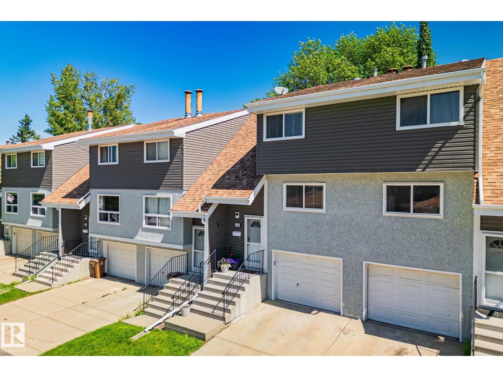 15 GRANDIN WO — photo 2