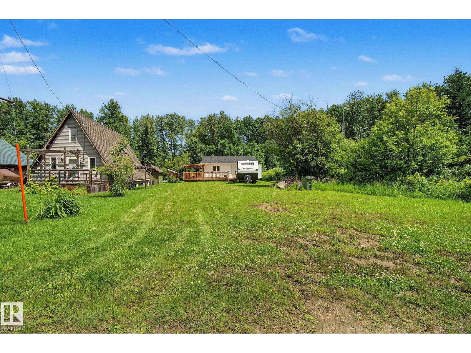 21 Spruce CR — photo 2