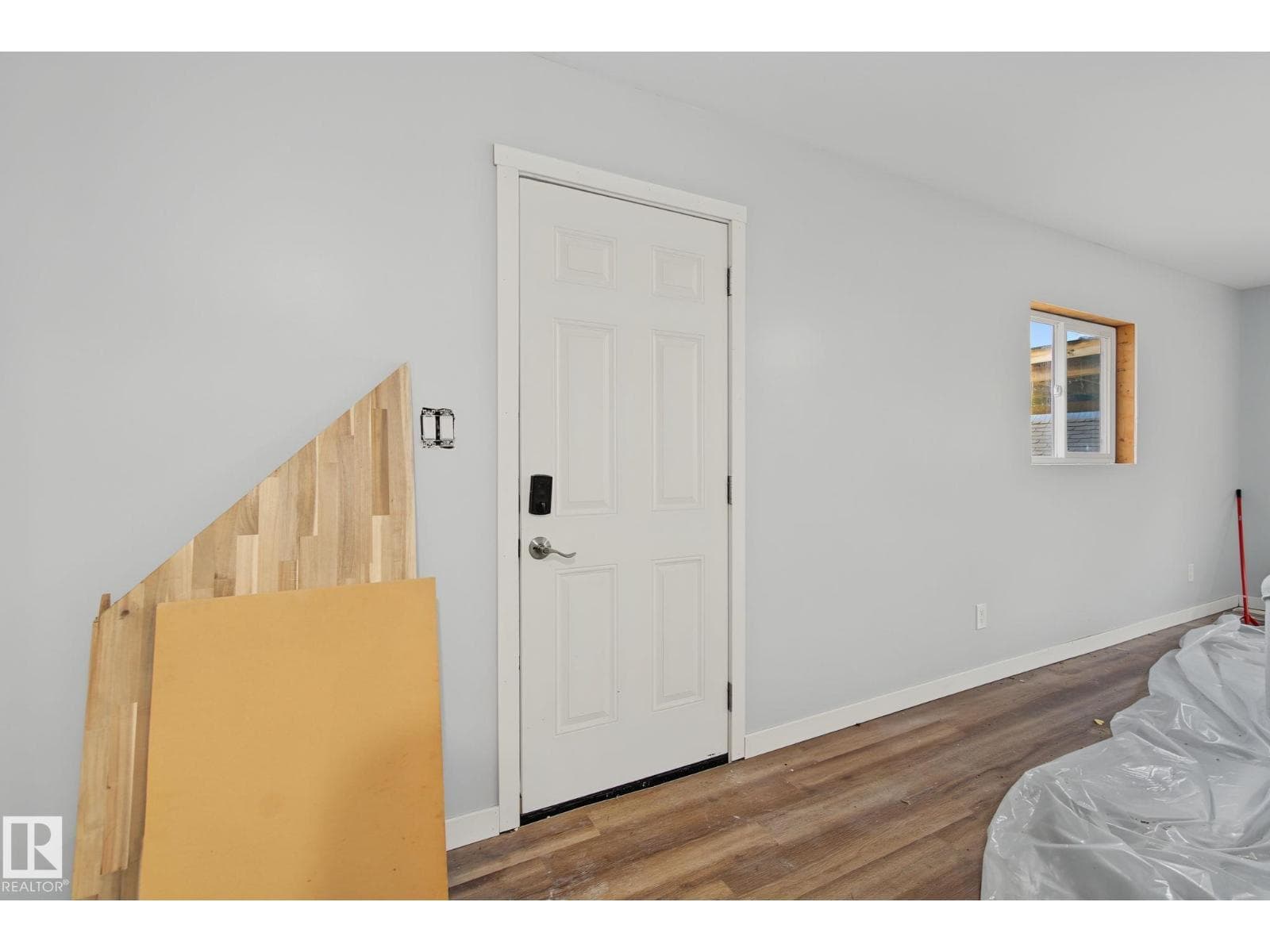 21 Spruce CR — photo 5