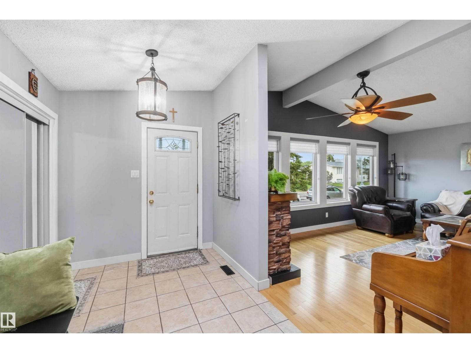 11431 144 AV NW — photo 5