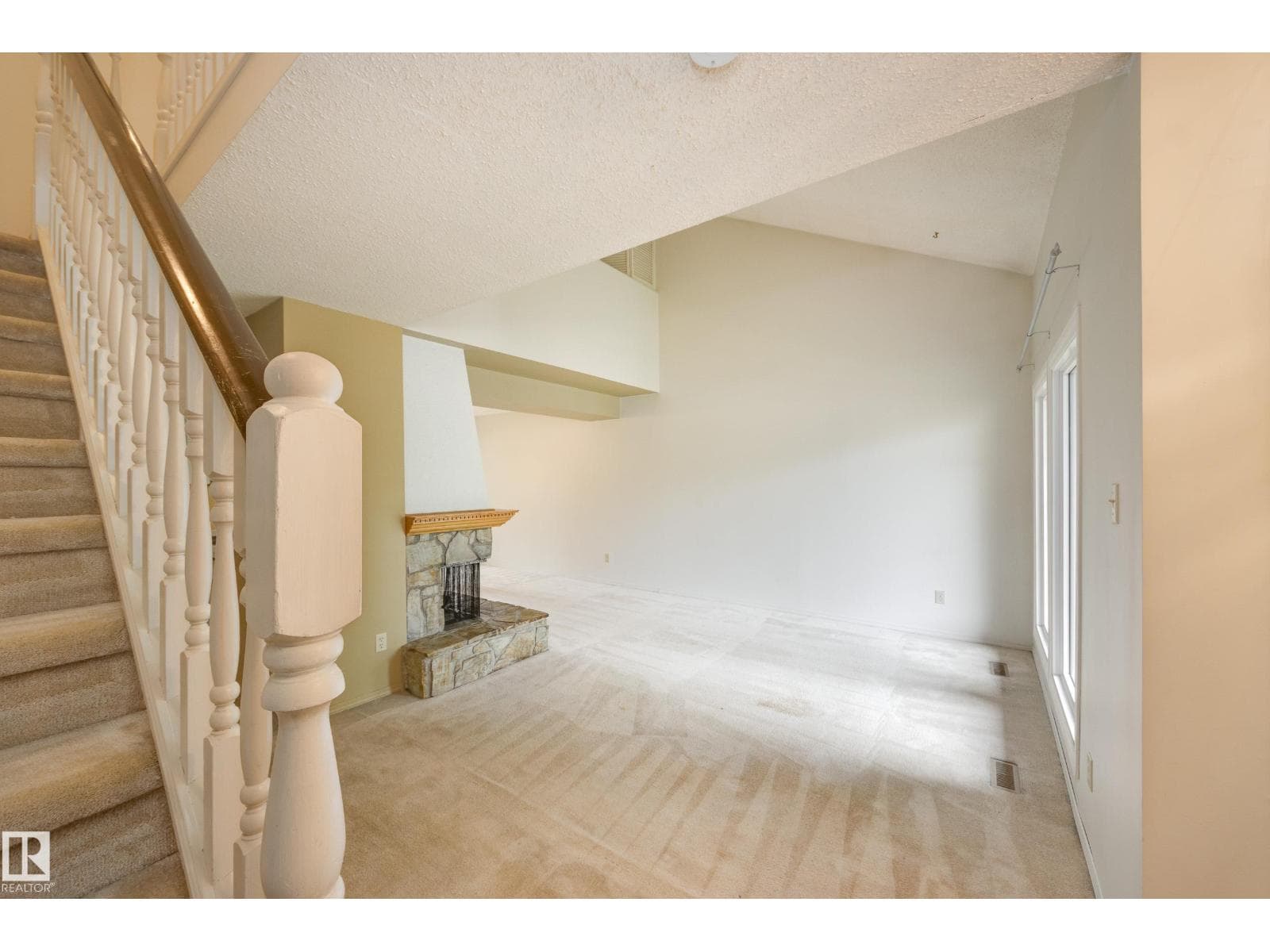 5441 HILL VIEW CR NW — photo 5