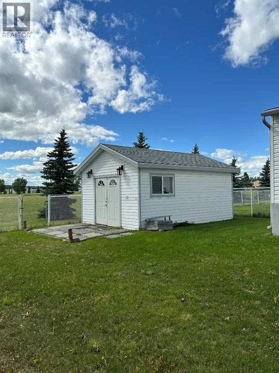 625 Carley Close — photo 3