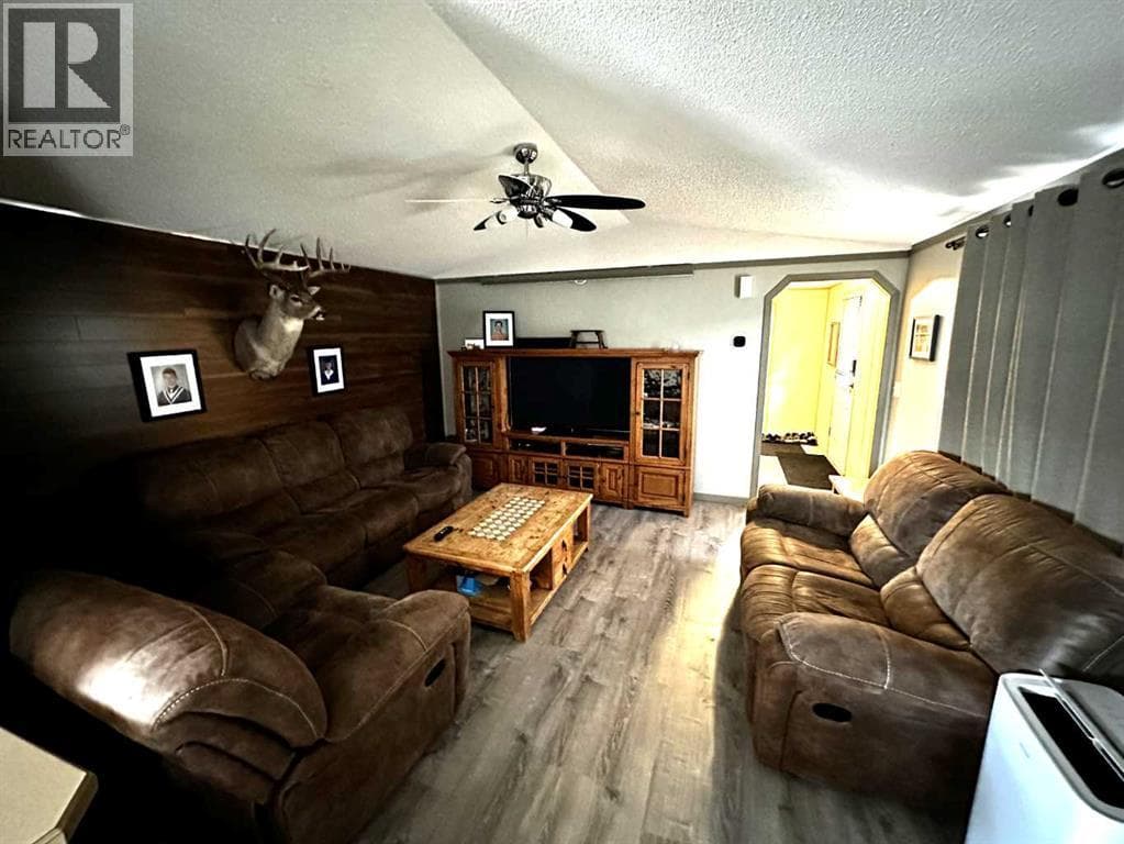 625 Carley Close — photo 4