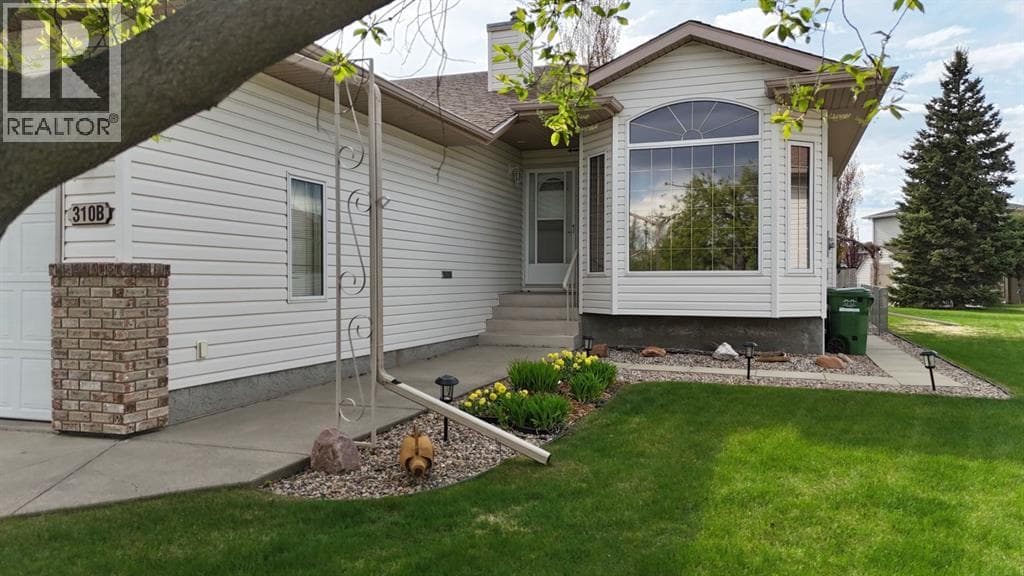 310B Edgewood Close — photo 3