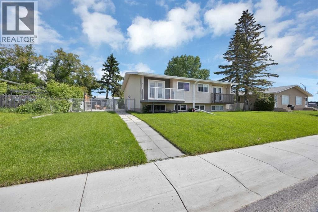4 Richards Crescent — photo 2