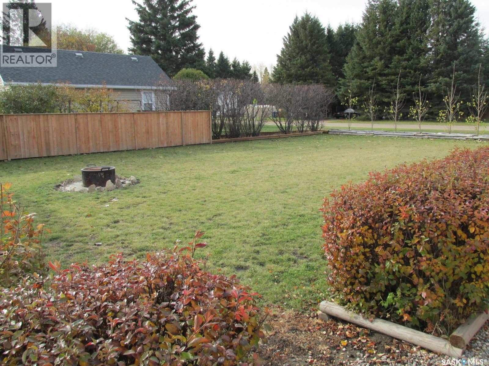 302 Rustad AVENUE — photo 3