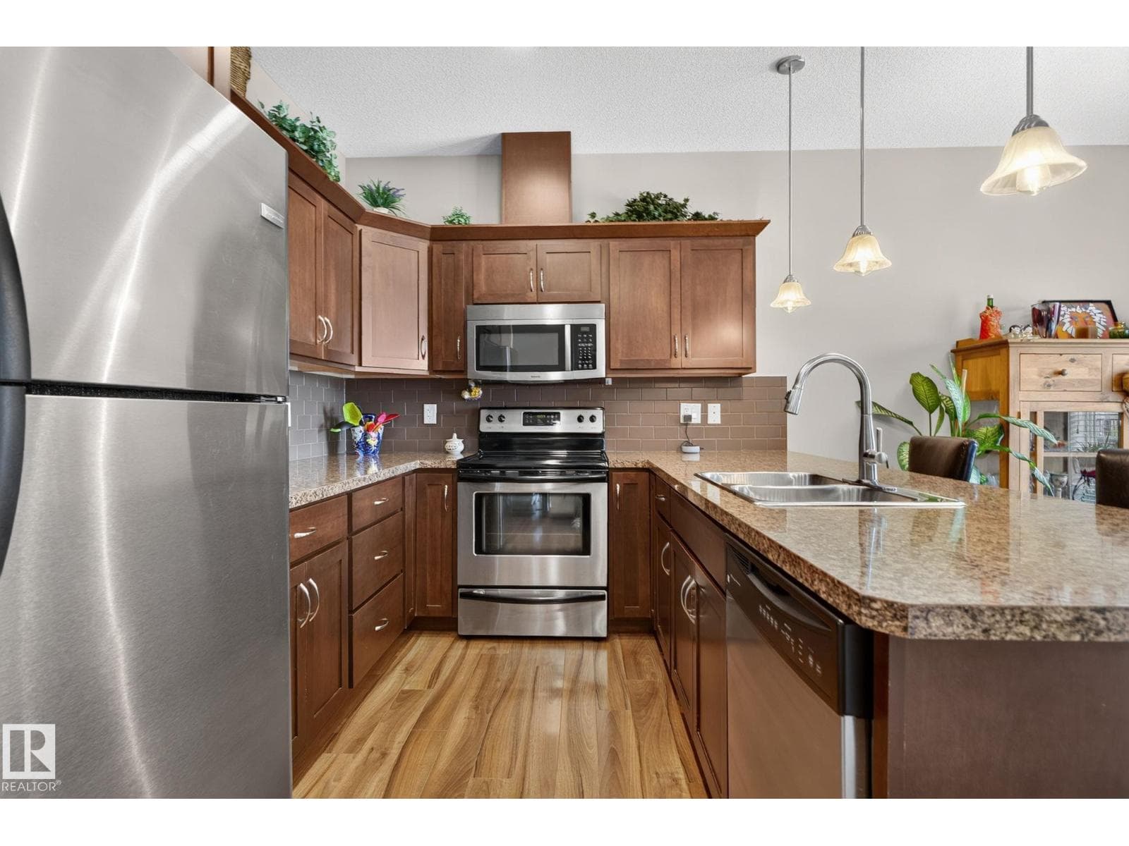 #91 7293 SOUTH TERWILLEGAR DR NW — photo 5