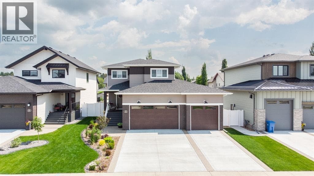 22 Napoleon Meadow Way — photo 2