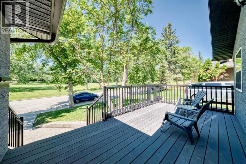 2024 Chicoutimi Drive NW — photo 4