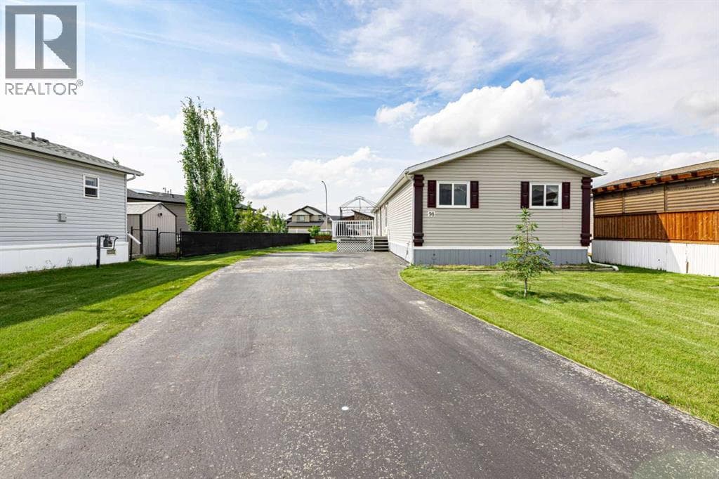 98, 15 Mackenzie Ranch Way — photo 2