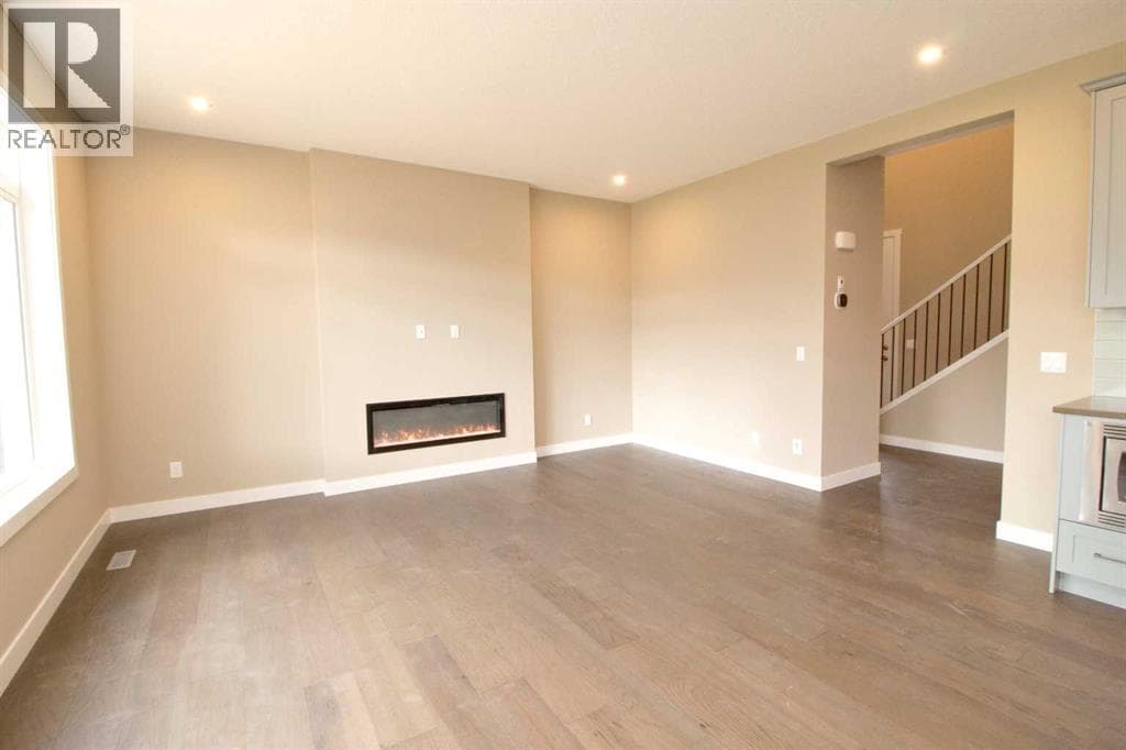 115 Sundown Crescent — photo 4