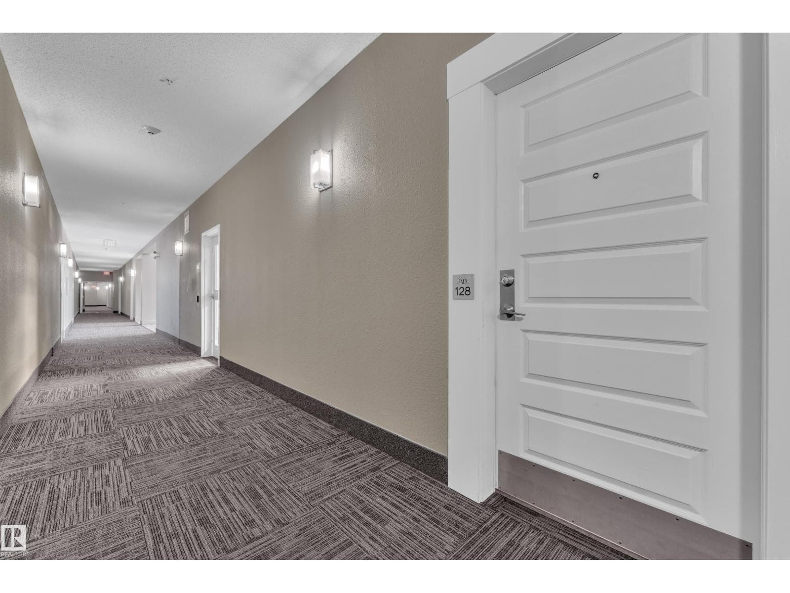 #128 1008 ROSENTHAL BV NW — photo 5