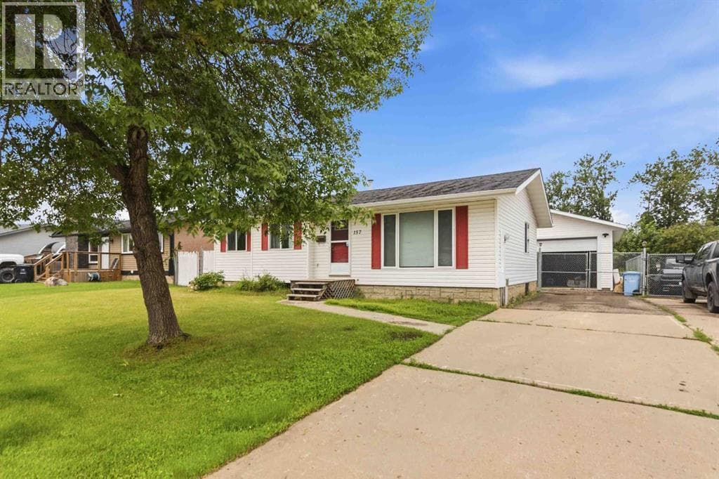 157 Rogers Crescent