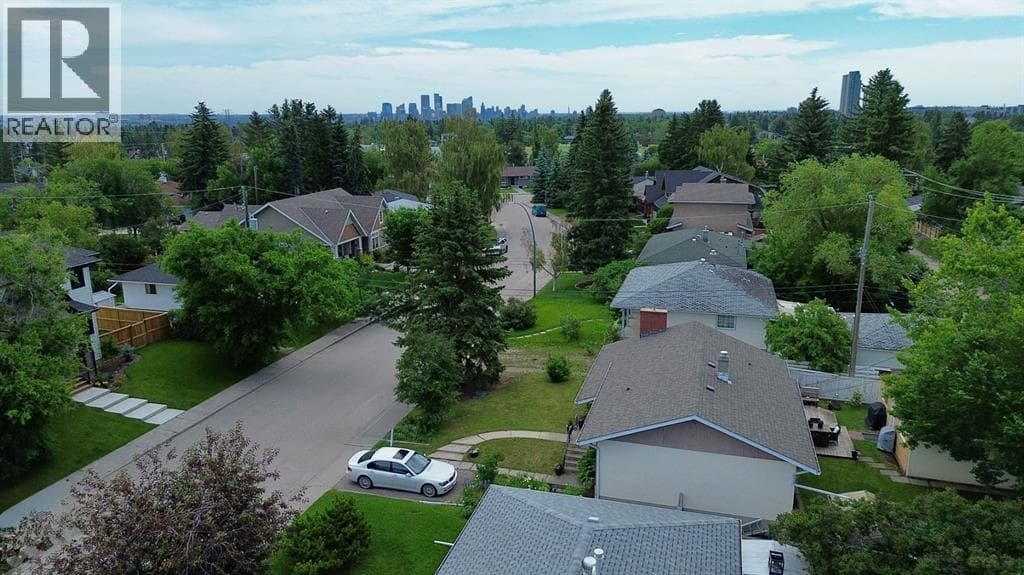 4803 5 Avenue SW — photo 4