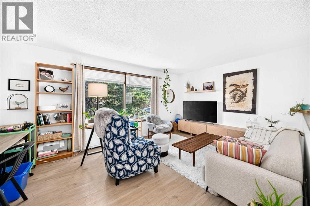 111 Bermondsey Way NW — photo 3