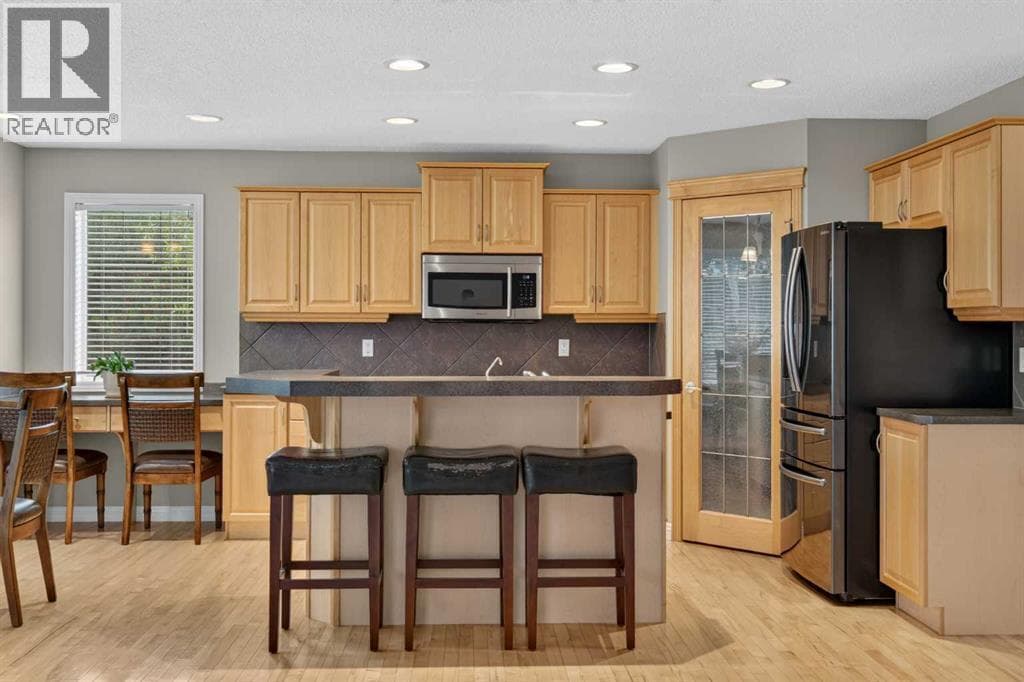 25 Panamount Rise NW — photo 5