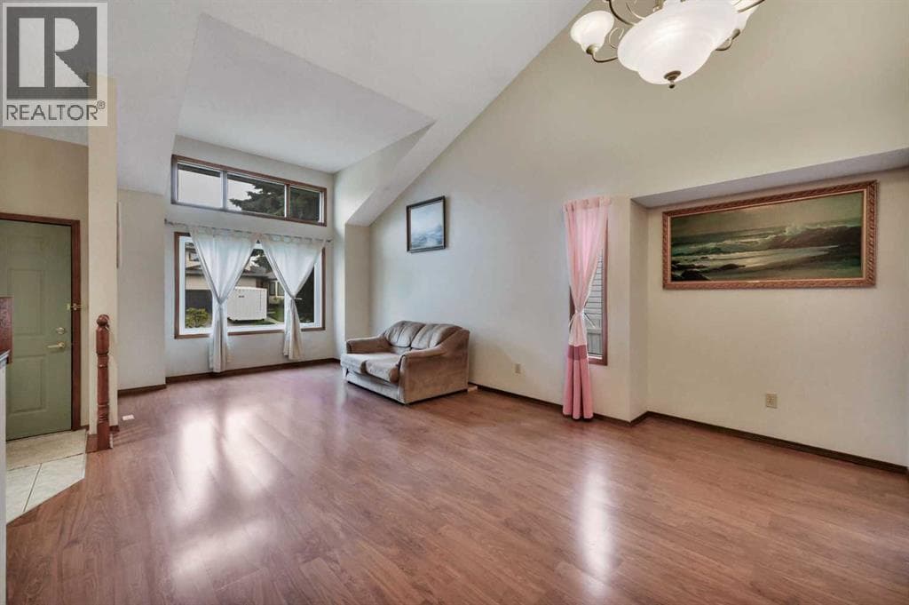 37 Denovan Crescent — photo 5