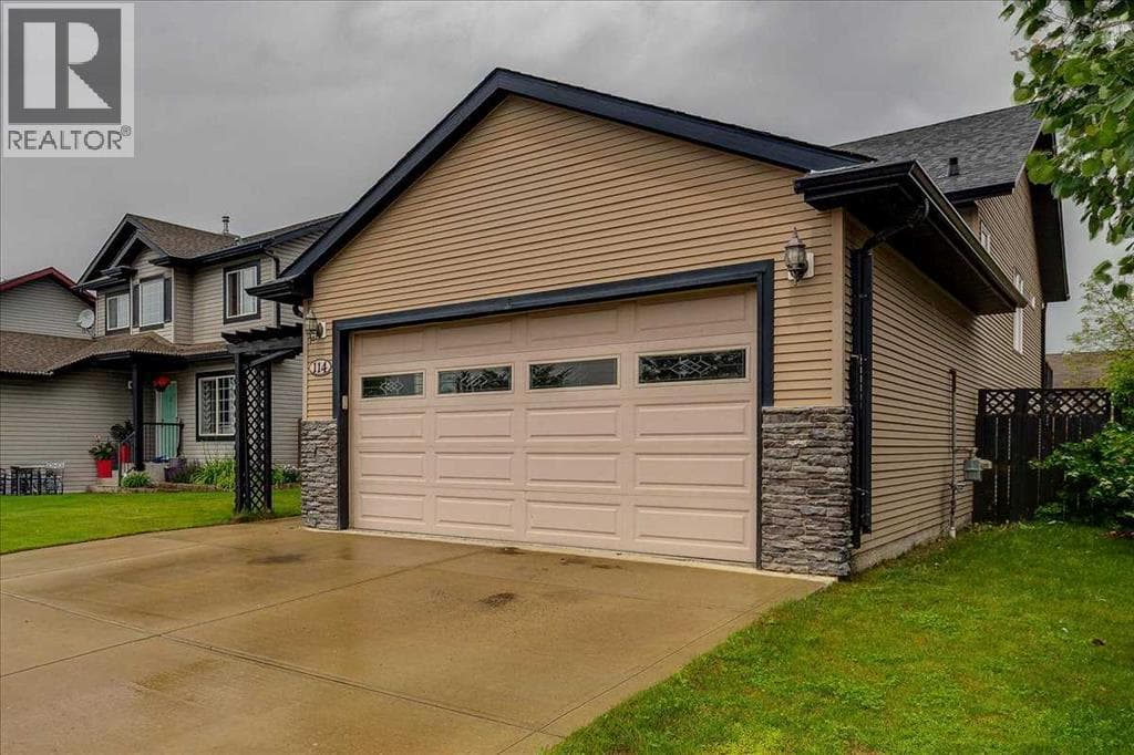 114 Jenner Crescent — photo 3