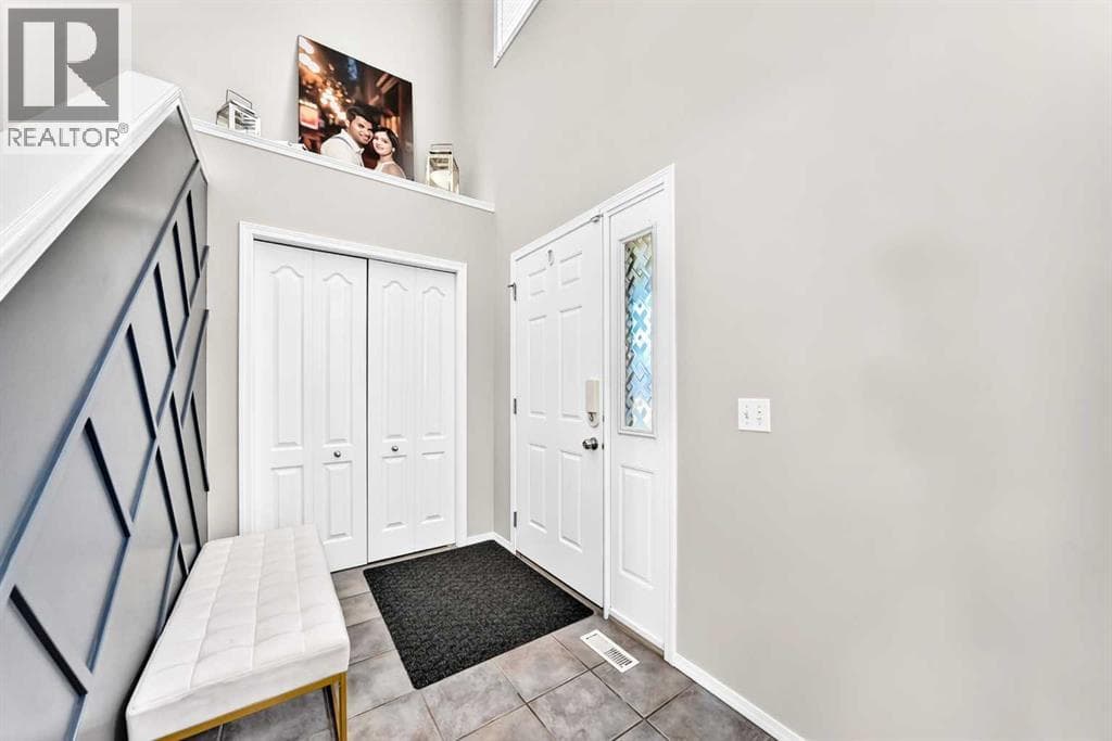 150 Springmere Drive — photo 2