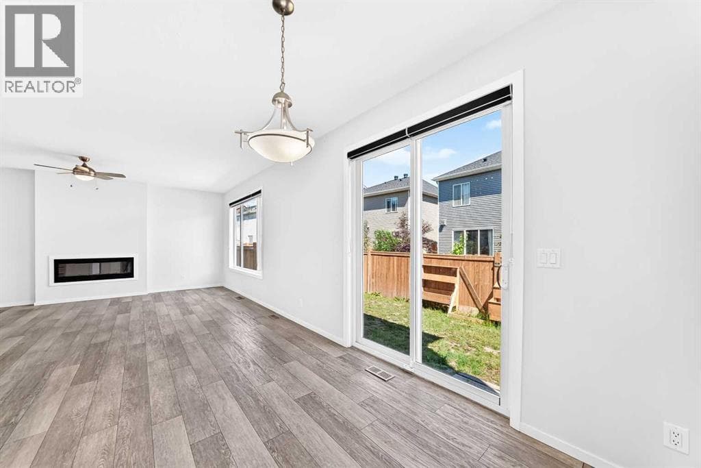113 Cityspring Manor NE — photo 4