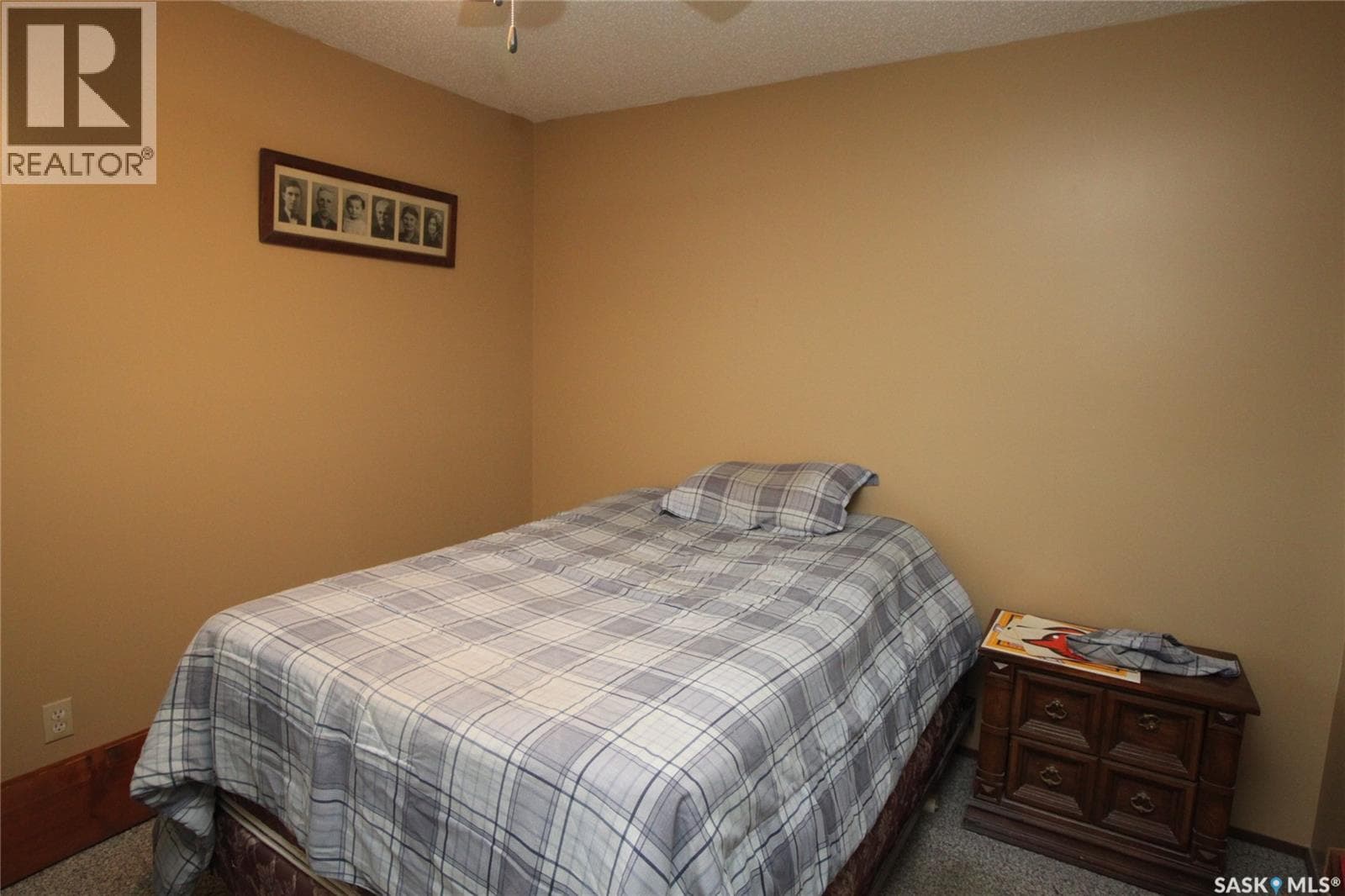 305 215 Tait PLACE — photo 5