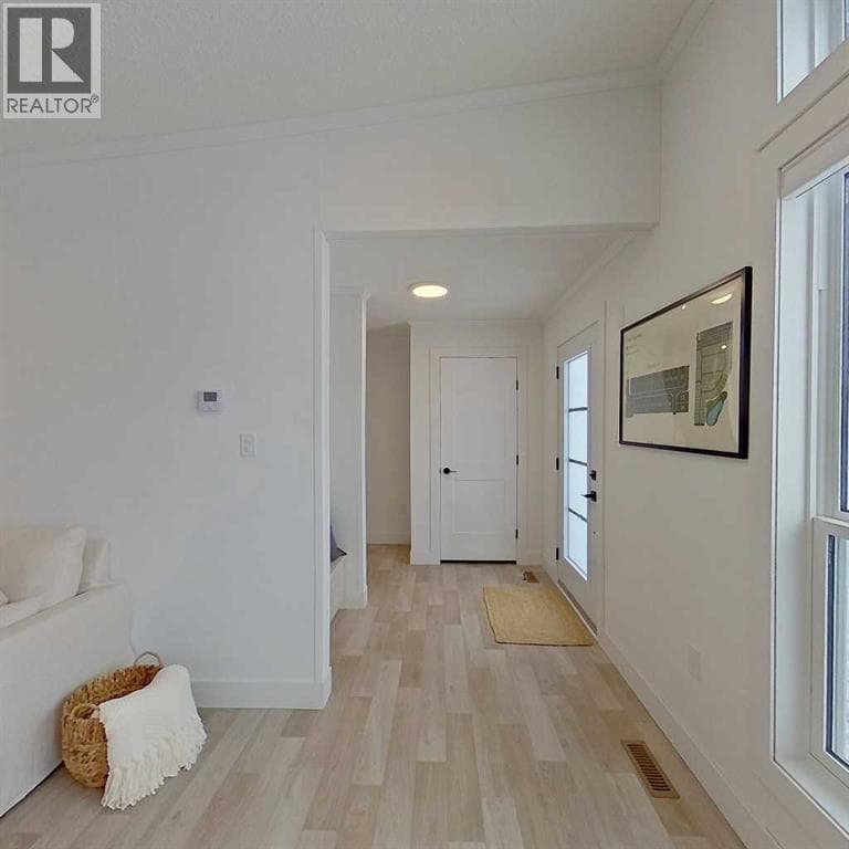 22 Tamarack Lane — photo 4
