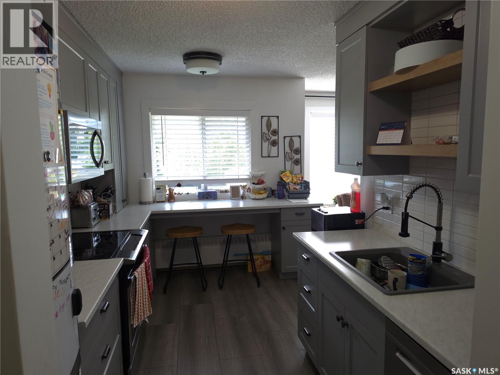 9 605 Wilson CRESCENT — photo 4