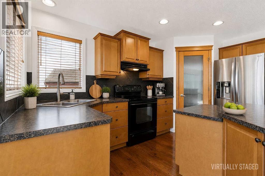 112 Panamount Rise NW — photo 4