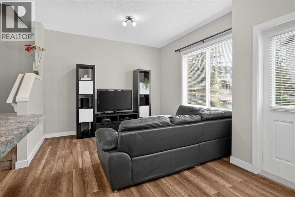 29 Sage Hill Common NW — photo 3