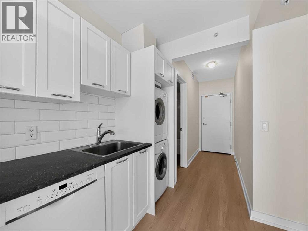 1103, 3830 Brentwood Road NW — photo 5